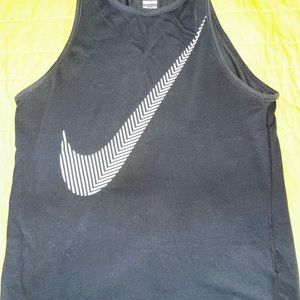 Women’s workout clothes